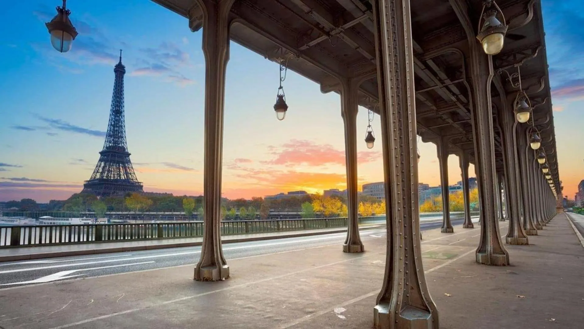 Tour Eiffel Two-Bathroom Two-Bedroom Loggia Spacious Quiet Brand-New Apartment Paryż Francja