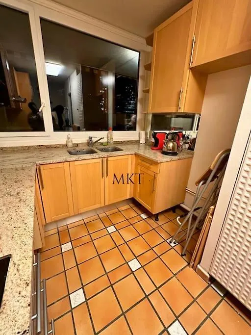 Tour Eiffel Two-Bathroom Two-Bedroom Loggia Spacious Quiet Brand-New Apartment Paryż 0*,