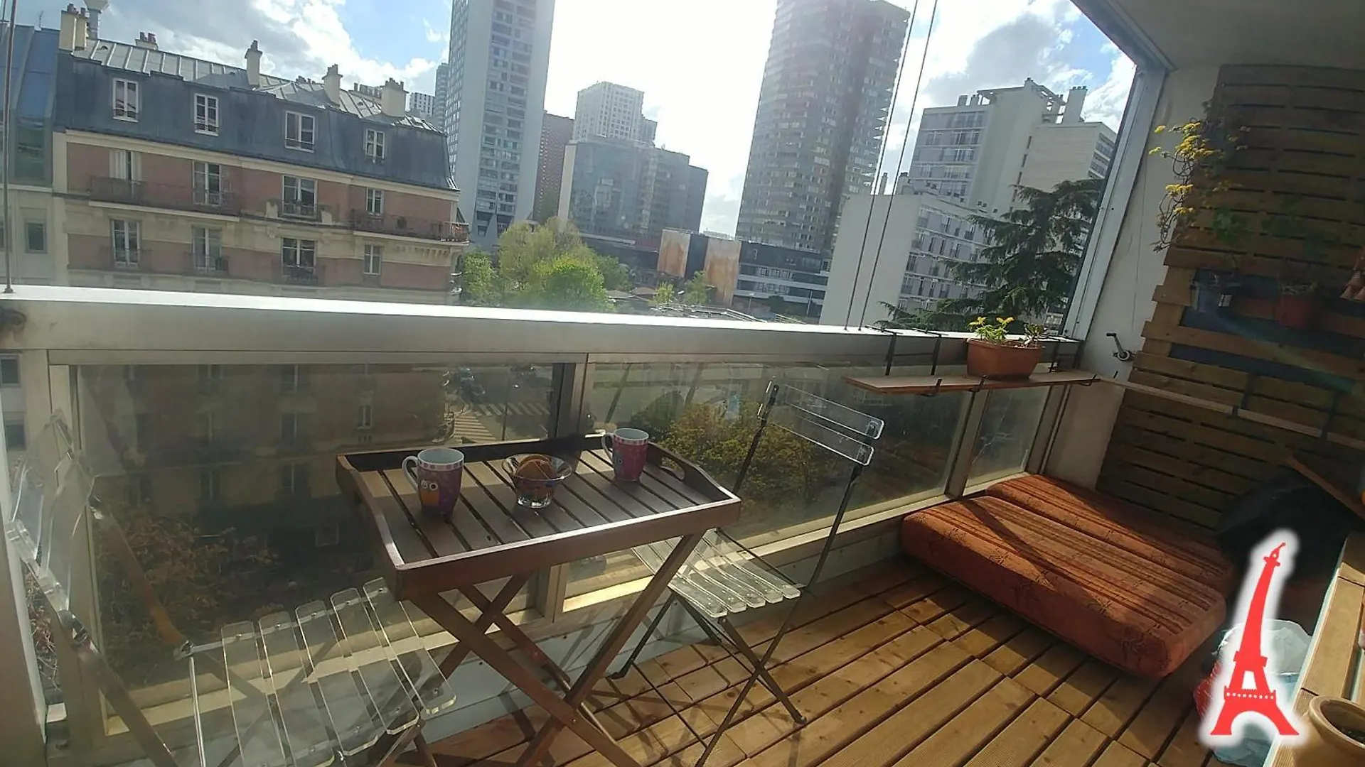 Tour Eiffel Two-Bathroom Two-Bedroom Loggia Spacious Quiet Brand-New Apartment Paryż